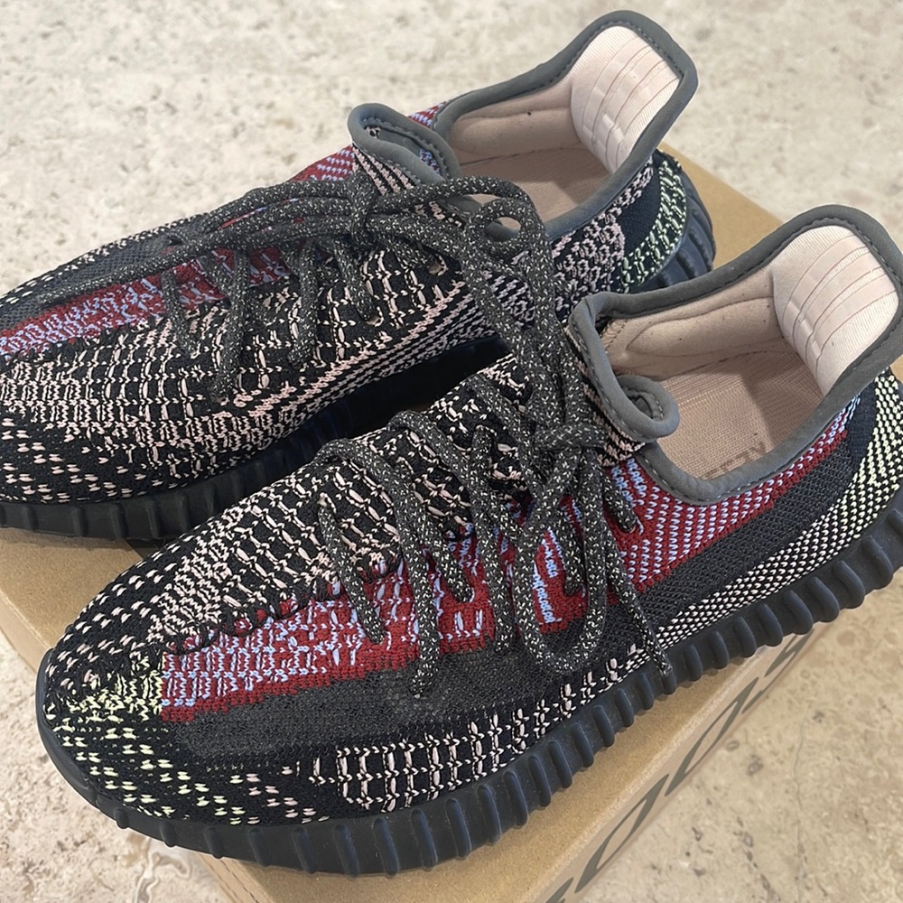 YEEZY boost 350 v2